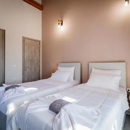 Aurelia לגאנאס